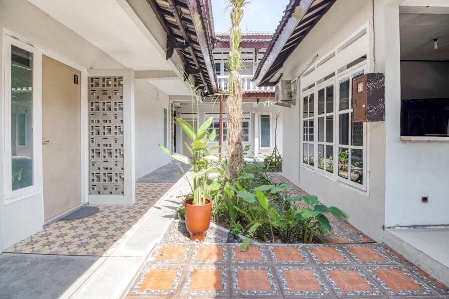 Hotel RedDoorz near Malioboro Tugu Station Jogja Jogyakarta Zewnętrze zdjęcie
