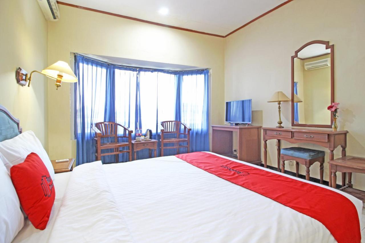 Hotel RedDoorz near Malioboro Tugu Station Jogja Jogyakarta Zewnętrze zdjęcie