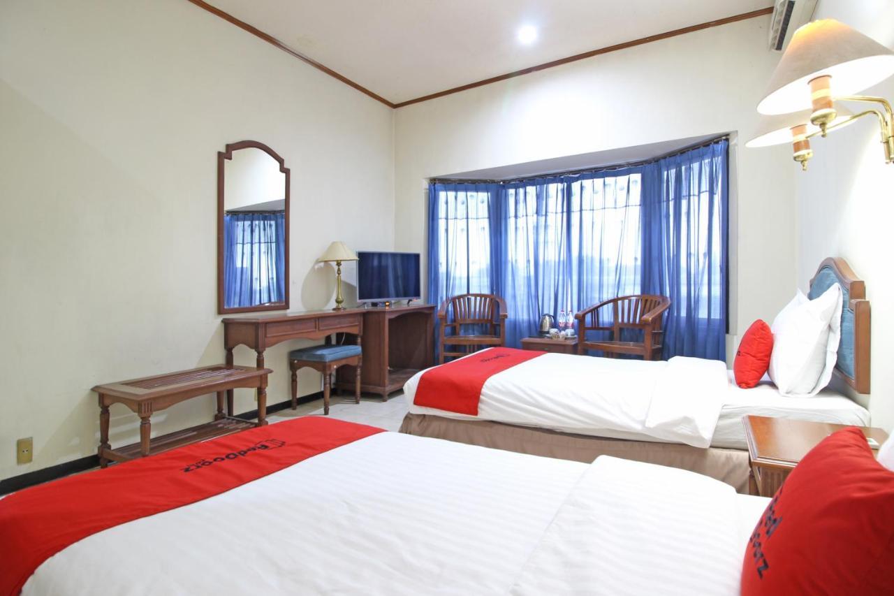 Hotel RedDoorz near Malioboro Tugu Station Jogja Jogyakarta Zewnętrze zdjęcie